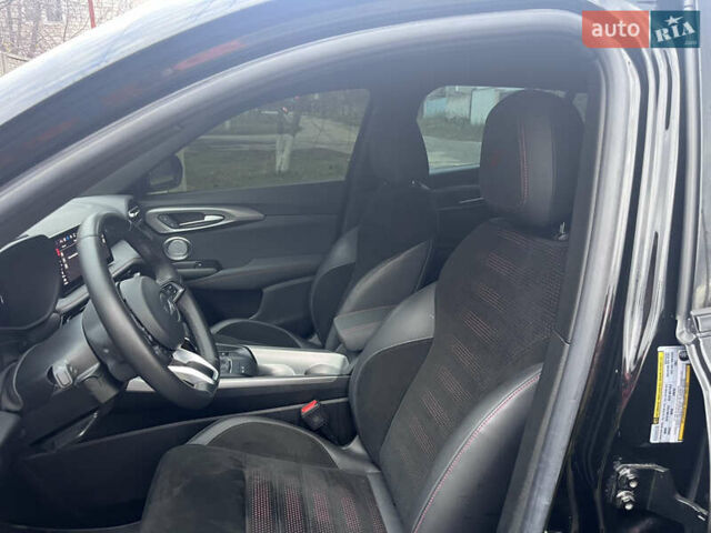 Чорний Додж Hornet, об'ємом двигуна 0 л та пробігом 15 тис. км за 28000 $, фото 12 на Automoto.ua