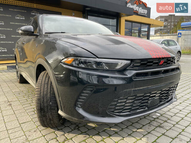 Черный Додж Hornet, объемом двигателя 2 л и пробегом 28 тыс. км за 24900 $, фото 1 на Automoto.ua