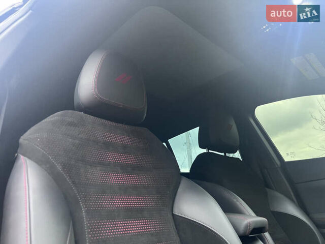 Чорний Додж Hornet, об'ємом двигуна 0 л та пробігом 15 тис. км за 28000 $, фото 16 на Automoto.ua