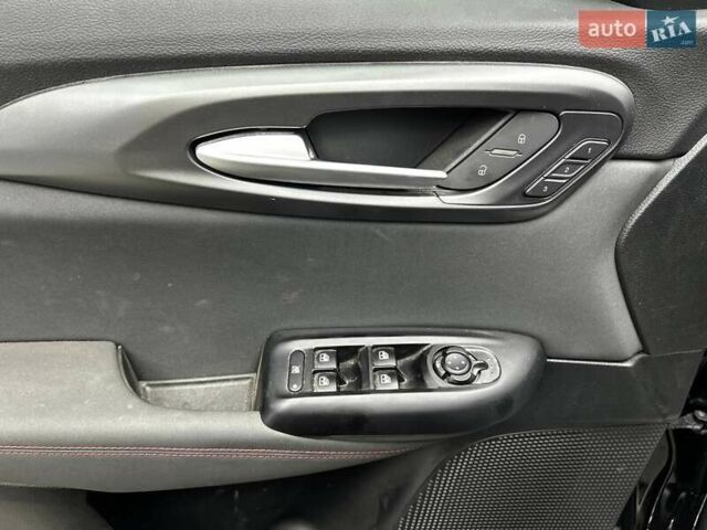 Черный Додж Hornet, объемом двигателя 1.33 л и пробегом 8 тыс. км за 26700 $, фото 8 на Automoto.ua