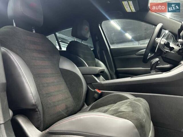 Черный Додж Hornet, объемом двигателя 1.33 л и пробегом 8 тыс. км за 26700 $, фото 28 на Automoto.ua