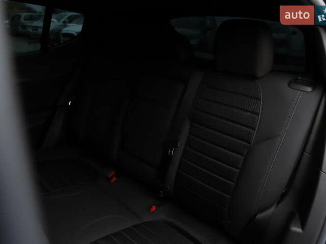 Черный Додж Hornet, объемом двигателя 1.3 л и пробегом 6 тыс. км за 18899 $, фото 32 на Automoto.ua