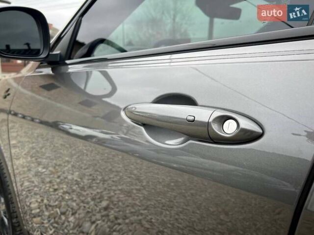 Серый Додж Hornet, объемом двигателя 2 л и пробегом 20 тыс. км за 26999 $, фото 14 на Automoto.ua