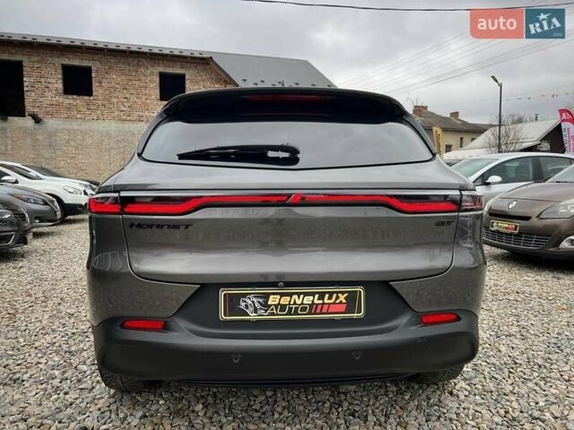 Серый Додж Hornet, объемом двигателя 2 л и пробегом 20 тыс. км за 26999 $, фото 6 на Automoto.ua