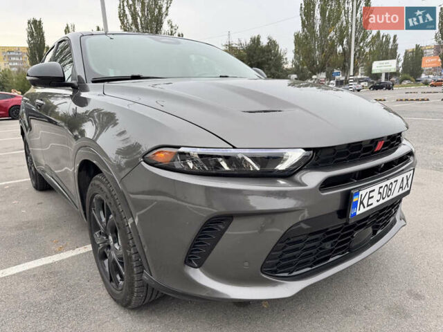 Серый Додж Hornet, объемом двигателя 1.33 л и пробегом 2 тыс. км за 31800 $, фото 2 на Automoto.ua