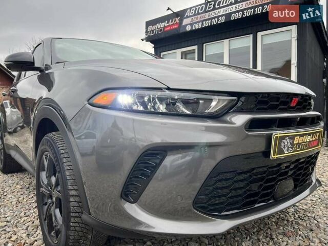 Серый Додж Hornet, объемом двигателя 2 л и пробегом 20 тыс. км за 26999 $, фото 8 на Automoto.ua