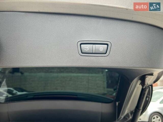 Серый Додж Hornet, объемом двигателя 2 л и пробегом 20 тыс. км за 26999 $, фото 17 на Automoto.ua