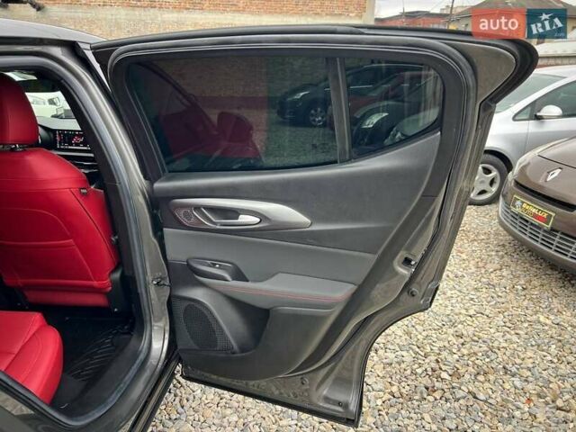 Серый Додж Hornet, объемом двигателя 2 л и пробегом 20 тыс. км за 26999 $, фото 27 на Automoto.ua