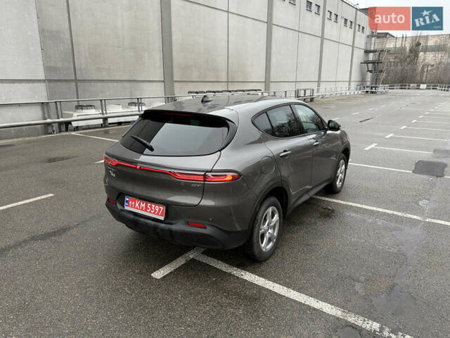 Серый Додж Hornet, объемом двигателя 0 л и пробегом 11 тыс. км за 23500 $, фото 9 на Automoto.ua