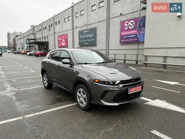 Серый Додж Hornet, объемом двигателя 0 л и пробегом 11 тыс. км за 23500 $, фото 2 на Automoto.ua