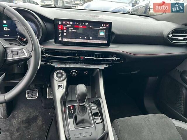 Синій Додж Hornet, об'ємом двигуна 1.3 л та пробігом 10 тис. км за 29990 $, фото 28 на Automoto.ua