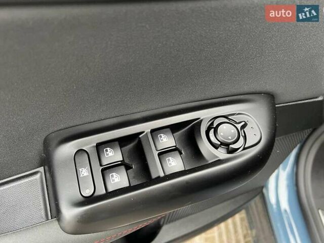 Синій Додж Hornet, об'ємом двигуна 1.3 л та пробігом 10 тис. км за 29990 $, фото 15 на Automoto.ua