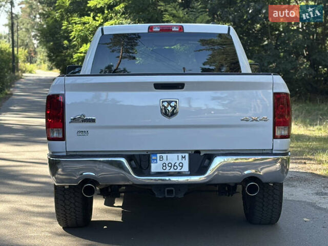 Белый Додж RAM 1500, объемом двигателя 5.7 л и пробегом 78 тыс. км за 19900 $, фото 4 на Automoto.ua