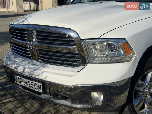Белый Додж RAM 1500, объемом двигателя 2.99 л и пробегом 220 тыс. км за 24500 $, фото 2 на Automoto.ua