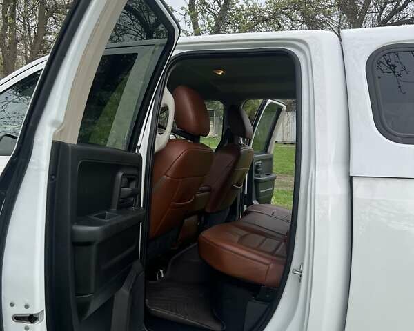 Белый Додж RAM 1500, объемом двигателя 2.99 л и пробегом 167 тыс. км за 33000 $, фото 13 на Automoto.ua