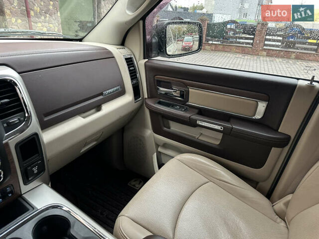 Белый Додж RAM 1500, объемом двигателя 3 л и пробегом 210 тыс. км за 35777 $, фото 14 на Automoto.ua