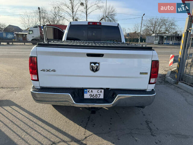 Белый Додж RAM 1500, объемом двигателя 3.6 л и пробегом 86 тыс. км за 26000 $, фото 6 на Automoto.ua