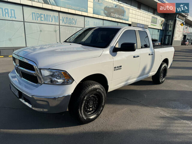 Белый Додж RAM 1500, объемом двигателя 3.6 л и пробегом 86 тыс. км за 26000 $, фото 2 на Automoto.ua