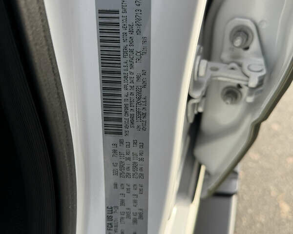 Белый Додж RAM 1500, объемом двигателя 5.65 л и пробегом 41 тыс. км за 50000 $, фото 10 на Automoto.ua