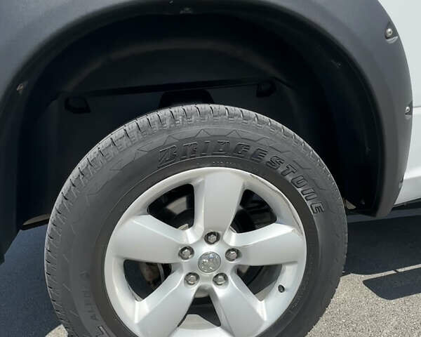 Белый Додж RAM 1500, объемом двигателя 3 л и пробегом 103 тыс. км за 38000 $, фото 27 на Automoto.ua