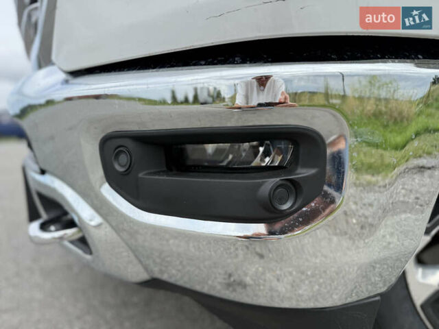 Белый Додж RAM 1500, объемом двигателя 5.7 л и пробегом 139 тыс. км за 44999 $, фото 27 на Automoto.ua