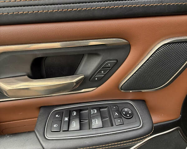 Белый Додж RAM 1500, объемом двигателя 5.7 л и пробегом 139 тыс. км за 44999 $, фото 20 на Automoto.ua