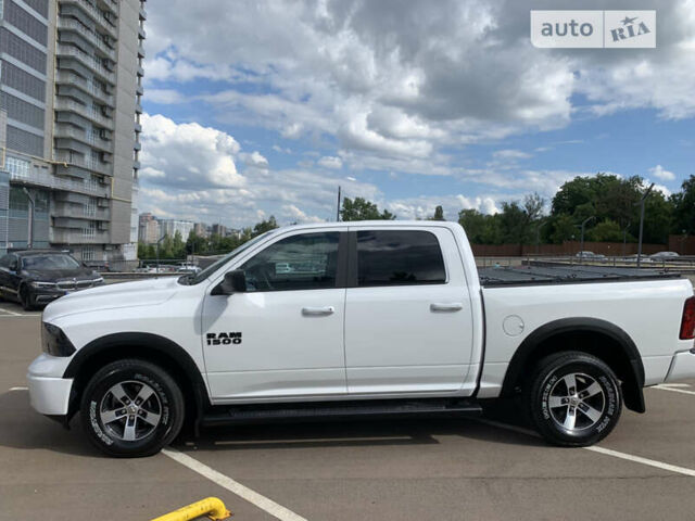 Белый Додж RAM 1500, объемом двигателя 3.6 л и пробегом 60 тыс. км за 39999 $, фото 5 на Automoto.ua