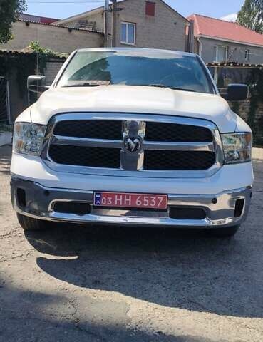 Белый Додж RAM 1500, объемом двигателя 3.6 л и пробегом 119 тыс. км за 17500 $, фото 3 на Automoto.ua