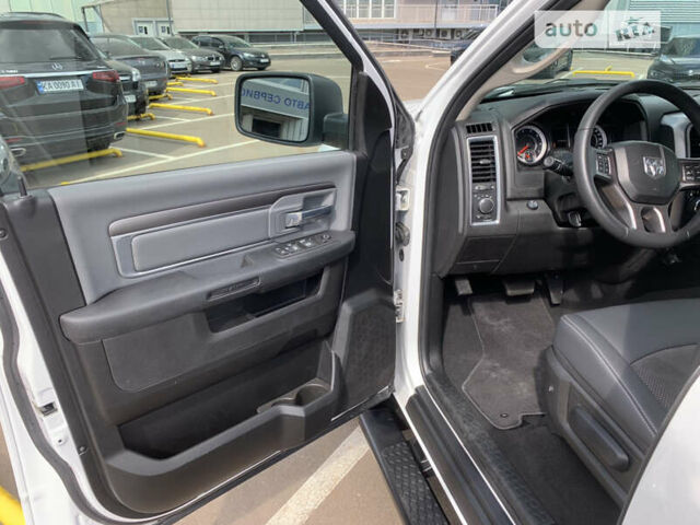 Белый Додж RAM 1500, объемом двигателя 3.6 л и пробегом 60 тыс. км за 39999 $, фото 17 на Automoto.ua