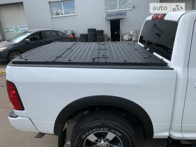 Белый Додж RAM 1500, объемом двигателя 3.6 л и пробегом 60 тыс. км за 39999 $, фото 10 на Automoto.ua