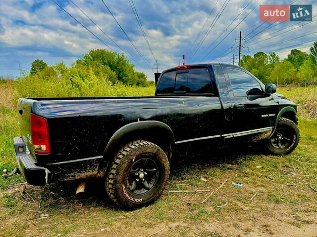 Черный Додж RAM 1500, объемом двигателя 4.7 л и пробегом 82 тыс. км за 8700 $, фото 3 на Automoto.ua