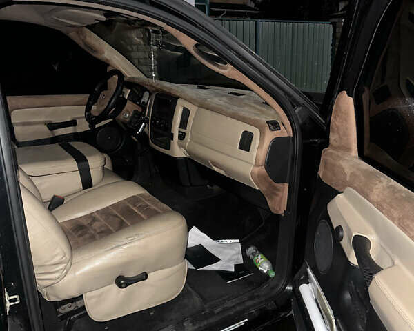 Черный Додж RAM 1500, объемом двигателя 3.7 л и пробегом 200 тыс. км за 10000 $, фото 8 на Automoto.ua