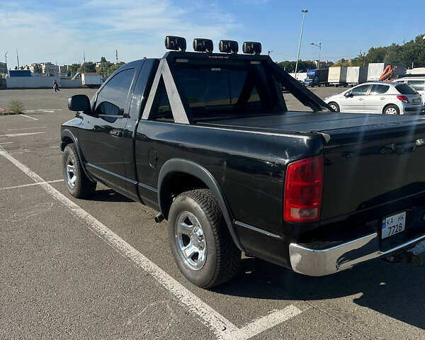 Черный Додж RAM 1500, объемом двигателя 3.7 л и пробегом 200 тыс. км за 10000 $, фото 4 на Automoto.ua