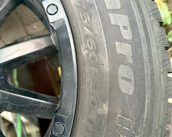 Черный Додж RAM 1500, объемом двигателя 5.65 л и пробегом 170 тыс. км за 27000 $, фото 32 на Automoto.ua