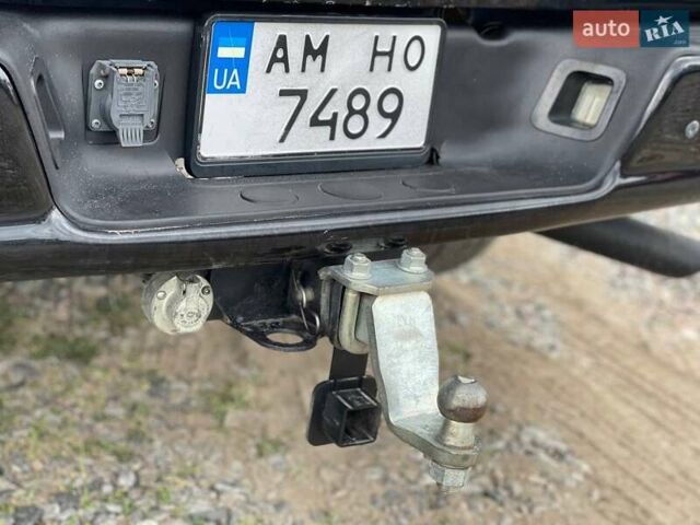 Чорний Додж RAM 1500, об'ємом двигуна 5.65 л та пробігом 241 тис. км за 14500 $, фото 9 на Automoto.ua