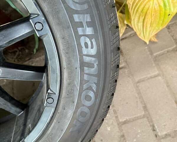 Черный Додж RAM 1500, объемом двигателя 5.65 л и пробегом 170 тыс. км за 27000 $, фото 31 на Automoto.ua