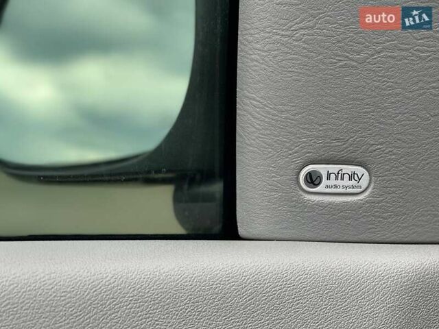 Чорний Додж RAM 1500, об'ємом двигуна 5.65 л та пробігом 241 тис. км за 14500 $, фото 12 на Automoto.ua