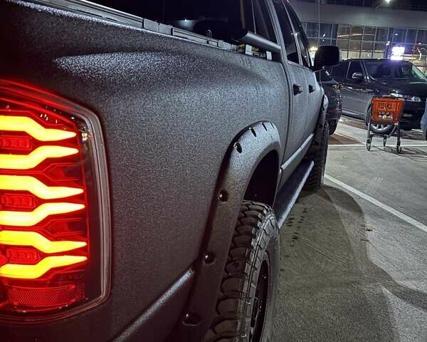 Додж RAM 1500 2007 в Киеве на Automoto.ua Черный Додж RAM 1500, объемом двигателя 5.65 л и пробегом 170 тыс. км за 29900 $, фото 13 на Automoto.ua
