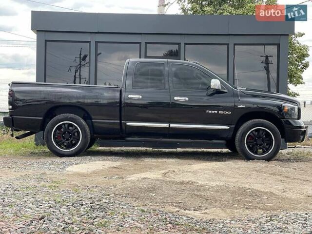 Чорний Додж RAM 1500, об'ємом двигуна 5.65 л та пробігом 241 тис. км за 14500 $, фото 4 на Automoto.ua