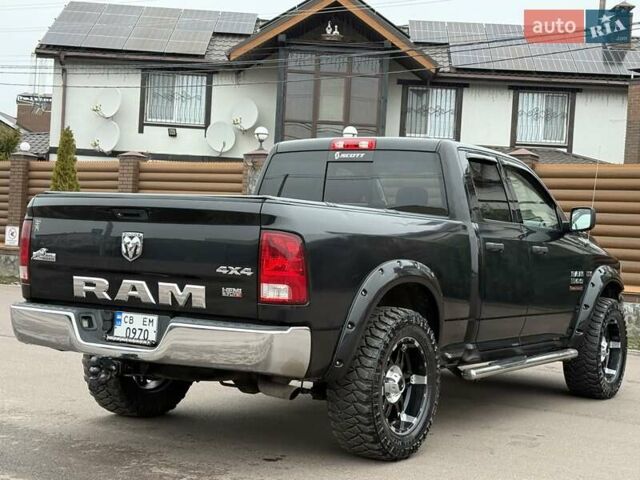 Чорний Додж RAM 1500, об'ємом двигуна 5.65 л та пробігом 166 тис. км за 16700 $, фото 41 на Automoto.ua