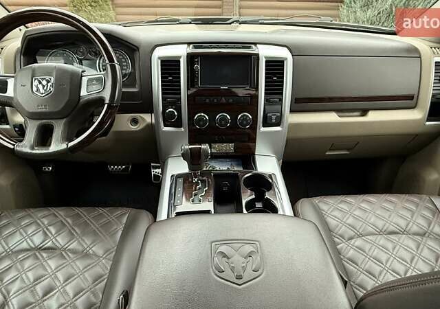 Чорний Додж RAM 1500, об'ємом двигуна 5.65 л та пробігом 166 тис. км за 16700 $, фото 95 на Automoto.ua