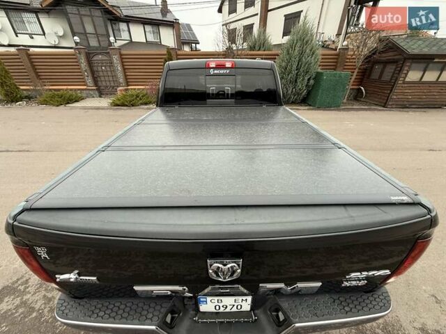 Чорний Додж RAM 1500, об'ємом двигуна 5.65 л та пробігом 166 тис. км за 16700 $, фото 49 на Automoto.ua