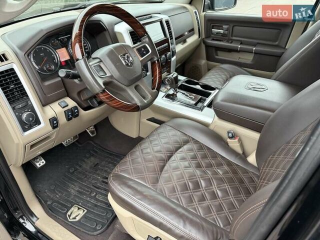 Чорний Додж RAM 1500, об'ємом двигуна 5.65 л та пробігом 166 тис. км за 16700 $, фото 55 на Automoto.ua