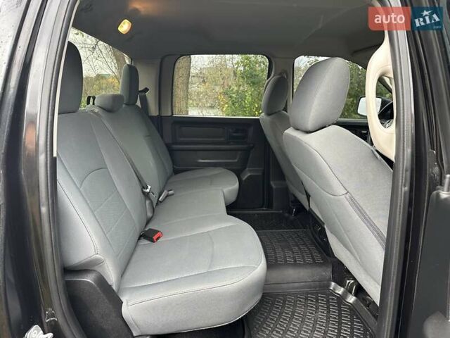 Додж RAM 1500 2016 в Белой Церкве на Automoto.ua Черный Додж RAM 1500, объемом двигателя 3.6 л и пробегом 115 тыс. км за 22500 $, фото 12 на Automoto.ua