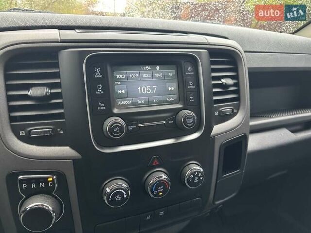 Додж RAM 1500 2016 в Белой Церкве на Automoto.ua Черный Додж RAM 1500, объемом двигателя 3.6 л и пробегом 115 тыс. км за 22500 $, фото 36 на Automoto.ua