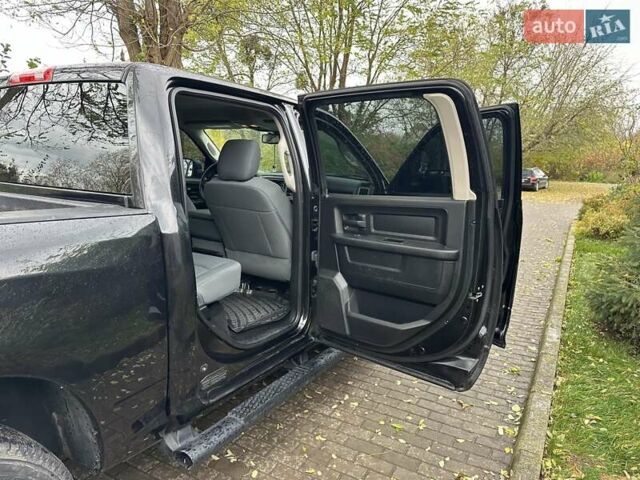 Додж RAM 1500 2016 в Белой Церкве на Automoto.ua Черный Додж RAM 1500, объемом двигателя 3.6 л и пробегом 115 тыс. км за 22500 $, фото 11 на Automoto.ua