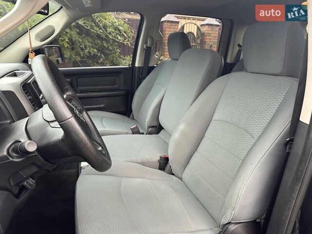 Додж RAM 1500 2016 в Белой Церкве на Automoto.ua Черный Додж RAM 1500, объемом двигателя 3.6 л и пробегом 115 тыс. км за 22500 $, фото 19 на Automoto.ua