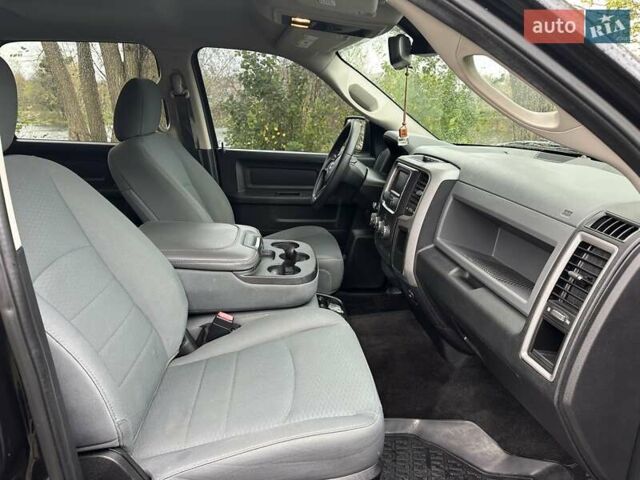 Додж RAM 1500 2016 в Белой Церкве на Automoto.ua Черный Додж RAM 1500, объемом двигателя 3.6 л и пробегом 115 тыс. км за 22500 $, фото 13 на Automoto.ua