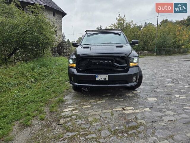 Черный Додж RAM 1500, объемом двигателя 5.65 л и пробегом 103 тыс. км за 43000 $, фото 14 на Automoto.ua