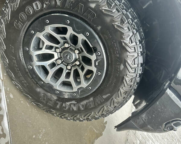 Черный Додж RAM 1500, объемом двигателя 5.7 л и пробегом 81 тыс. км за 50888 $, фото 9 на Automoto.ua